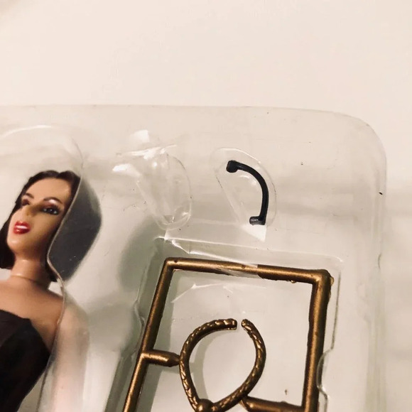 Vintage 1998 Posh  Spice Girls 6 Inch Tall Action Figure Doll Victoria Damaged - Picture 15 of 16